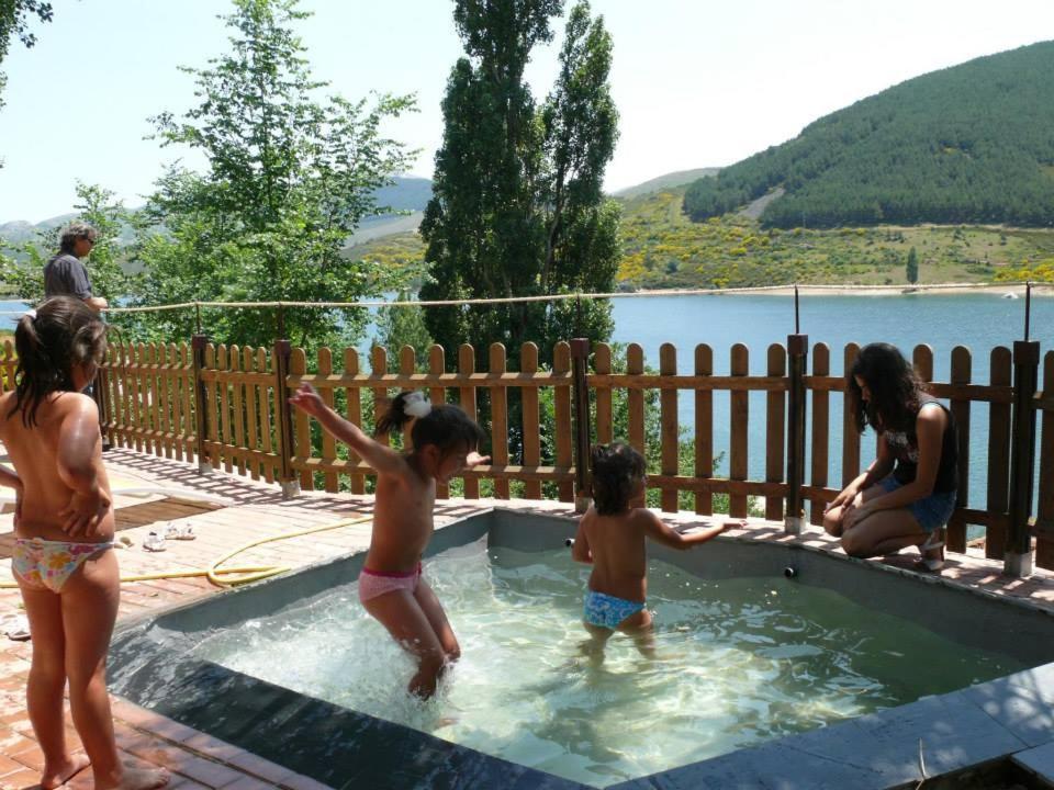 Casa Rural Ruralba Alba De Los Cardanos Bagian luar foto